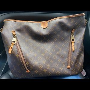 Louis Vuitton Delightful Monogram Canvas GM Hobo